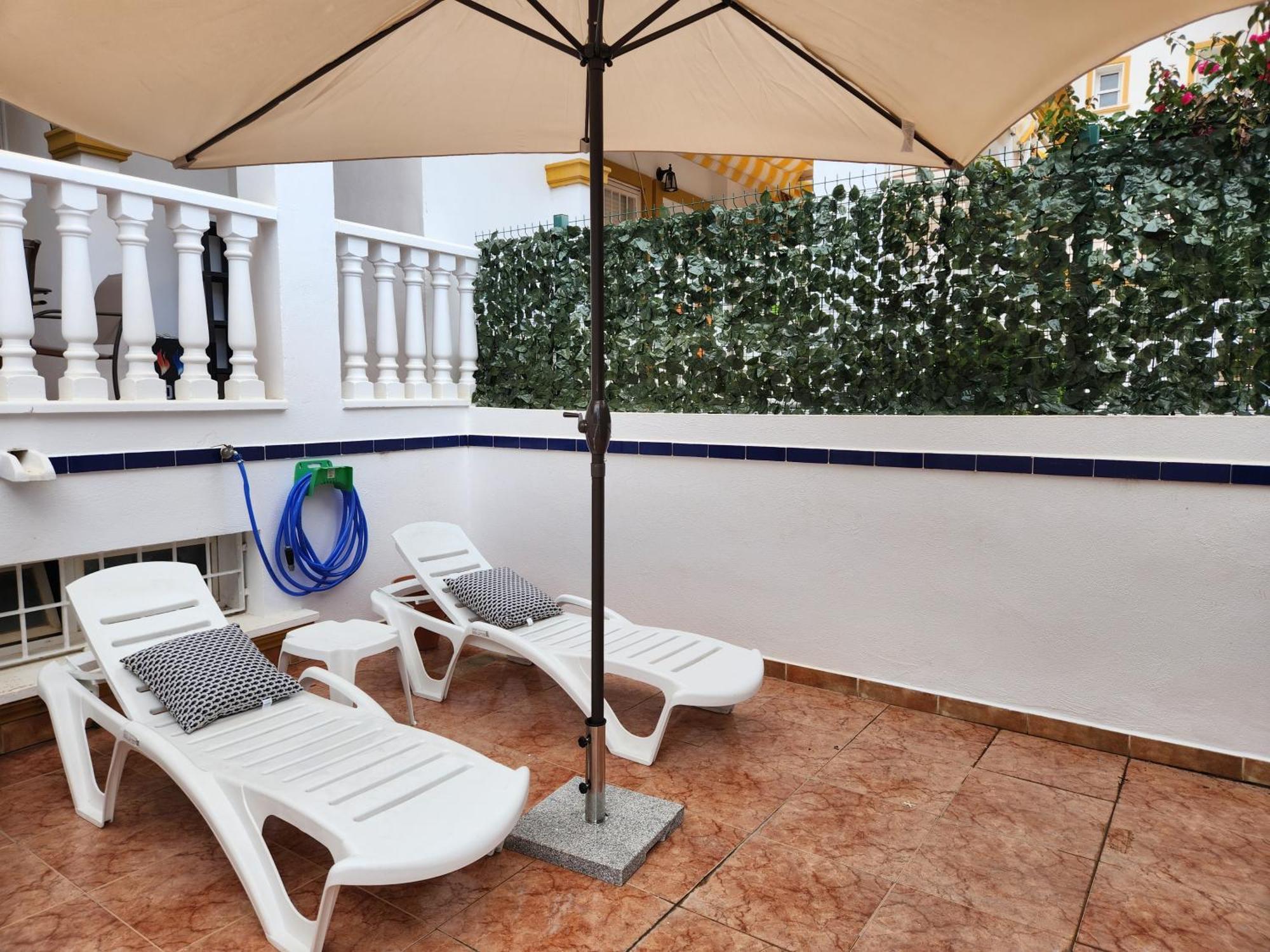Triplex Adosado De Cuatro Dormitorios De Esencia Maritima A 2 Minutos De La Playa! Vera Exterior foto