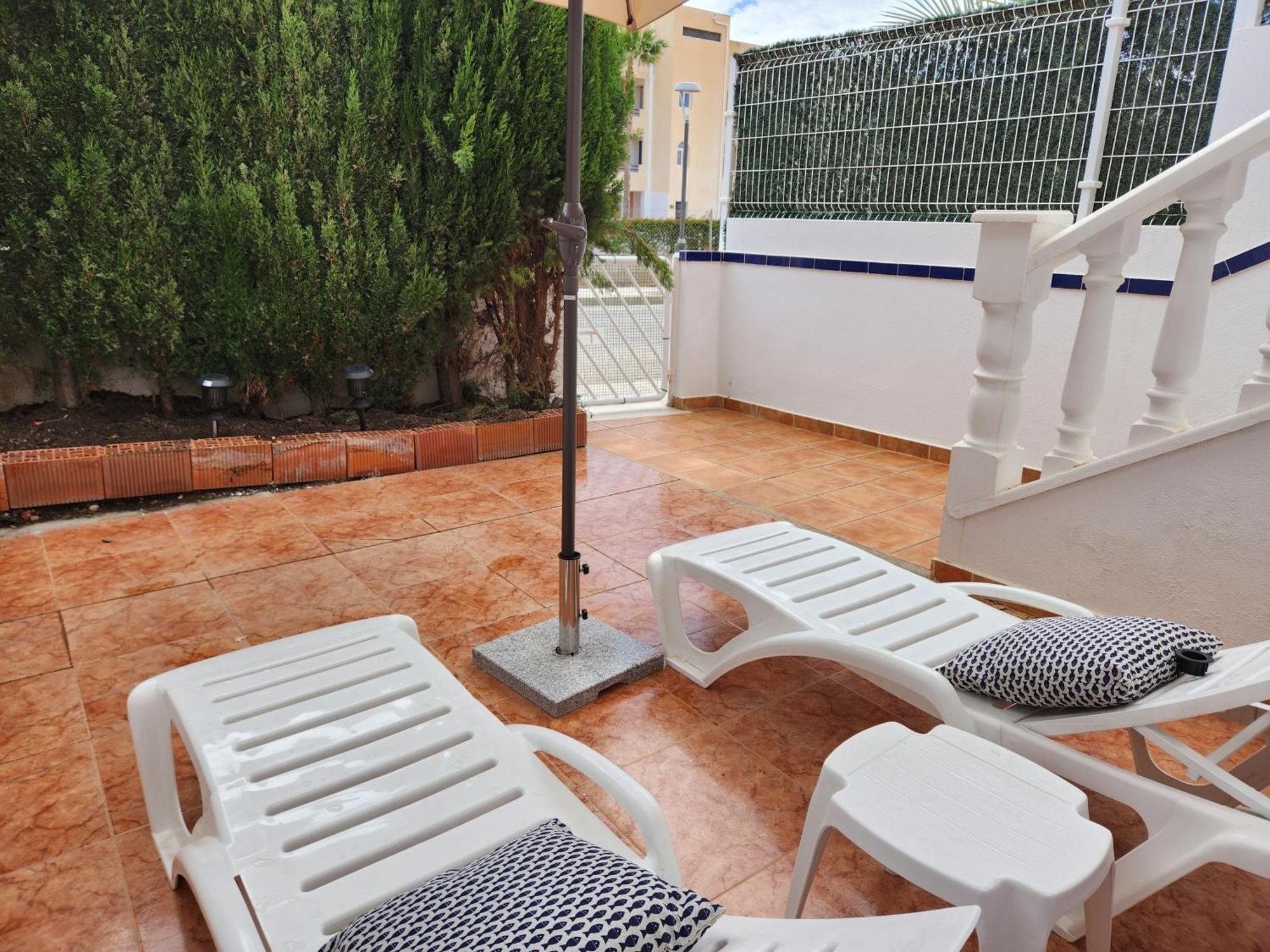 Triplex Adosado De Cuatro Dormitorios De Esencia Maritima A 2 Minutos De La Playa! Vera Exterior foto